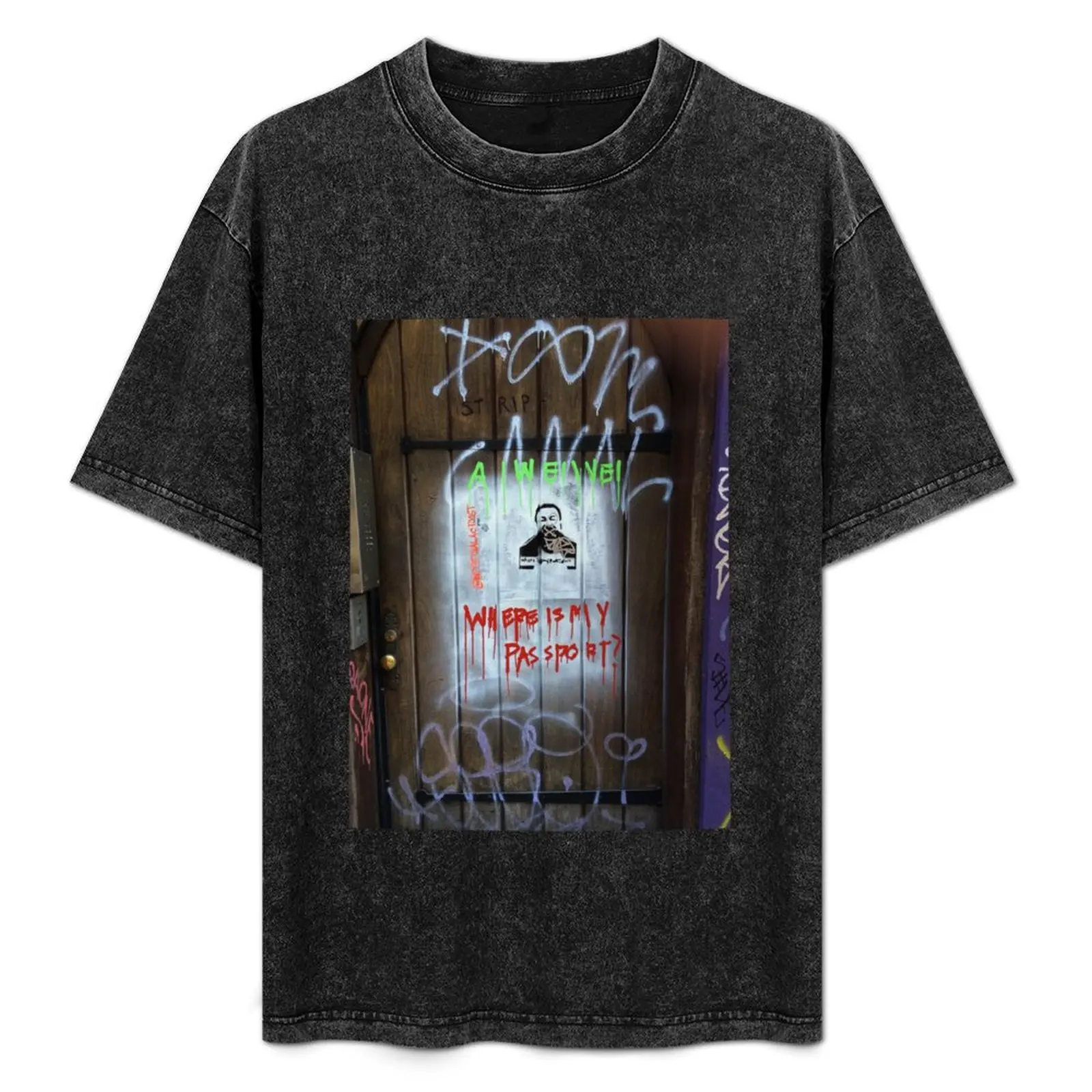 Aie Weiwei T-Shirt Comfortable Work Wear Tee
Aie Weiwei T-Shirt Comfortable Work Wear Tee