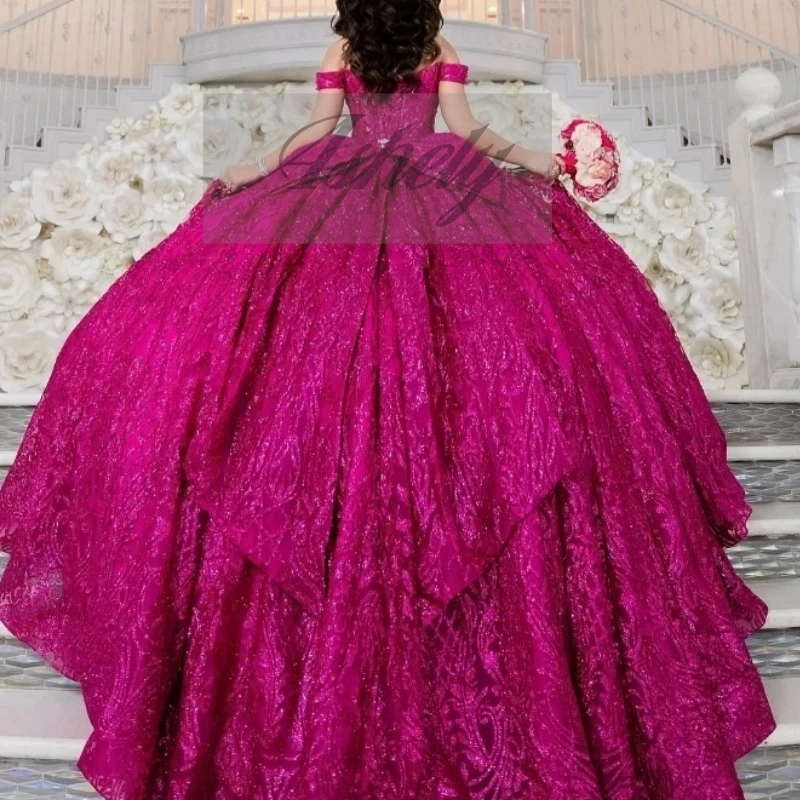 Индивидуальные блестящие розово-красные платья Quinceanera для девочек 15-16 лет с кристаллами и бантом, пышное женское платье для выпускного вечера, дня рождения, 2025
Индивидуальные блестящие розово-красные платья Quinceanera для девочек 15-16 лет с кристаллами и бантом, пышное женское платье для выпускного вечера, дня рождения, 2025