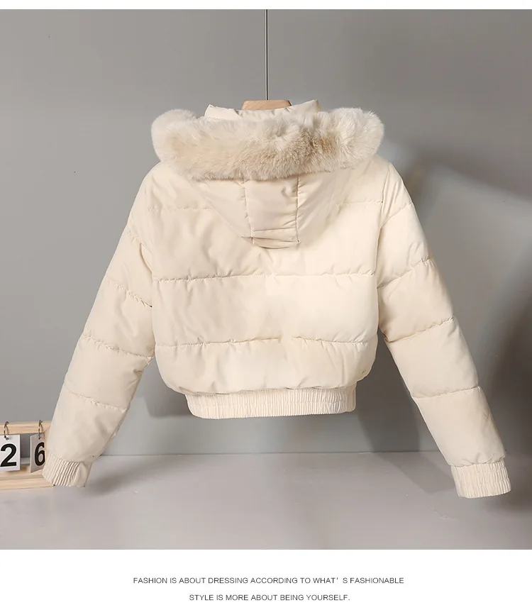 Бархатное хлопковое пальто с капюшоном, женское короткое пальто, новинка зимы 2025 года, модное женское пальто, утепленное теплое хлопковое пальто
Бархатное хлопковое пальто с капюшоном, женское короткое пальто, новинка зимы 2025 года, модное женское пальто, утепленное теплое хлопковое пальто