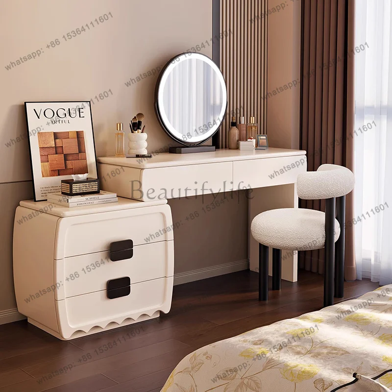 Italian Modern Vanity Table Cute Classic Premium Aesthetic Vanity Table Minimalist Elegant Meuble De Chambre Bedroom Furniture
Italian Modern Vanity Table Cute Classic Premium Aesthetic Vanity Table Minimalist Elegant Meuble De Chambre Bedroom Furniture