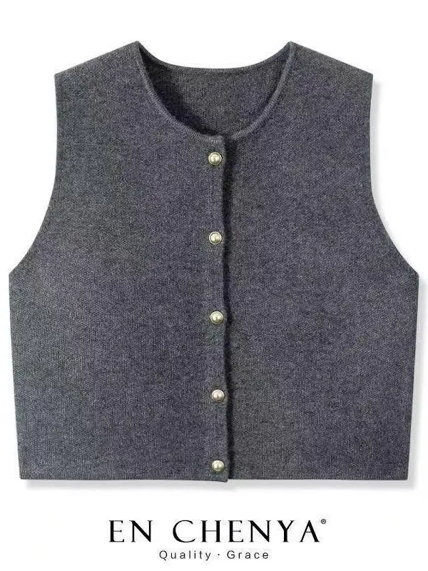Gold Buckle Knitted Vest Cardigan Women's Versatile Color round Neck Sweater Tank Shoulder Outerwear Commute Style Regu...
Gold Buckle Knitted Vest Cardigan Women's Versatile Color round Neck Sweater Tank Shoulder Outerwear Commute Style Regu...