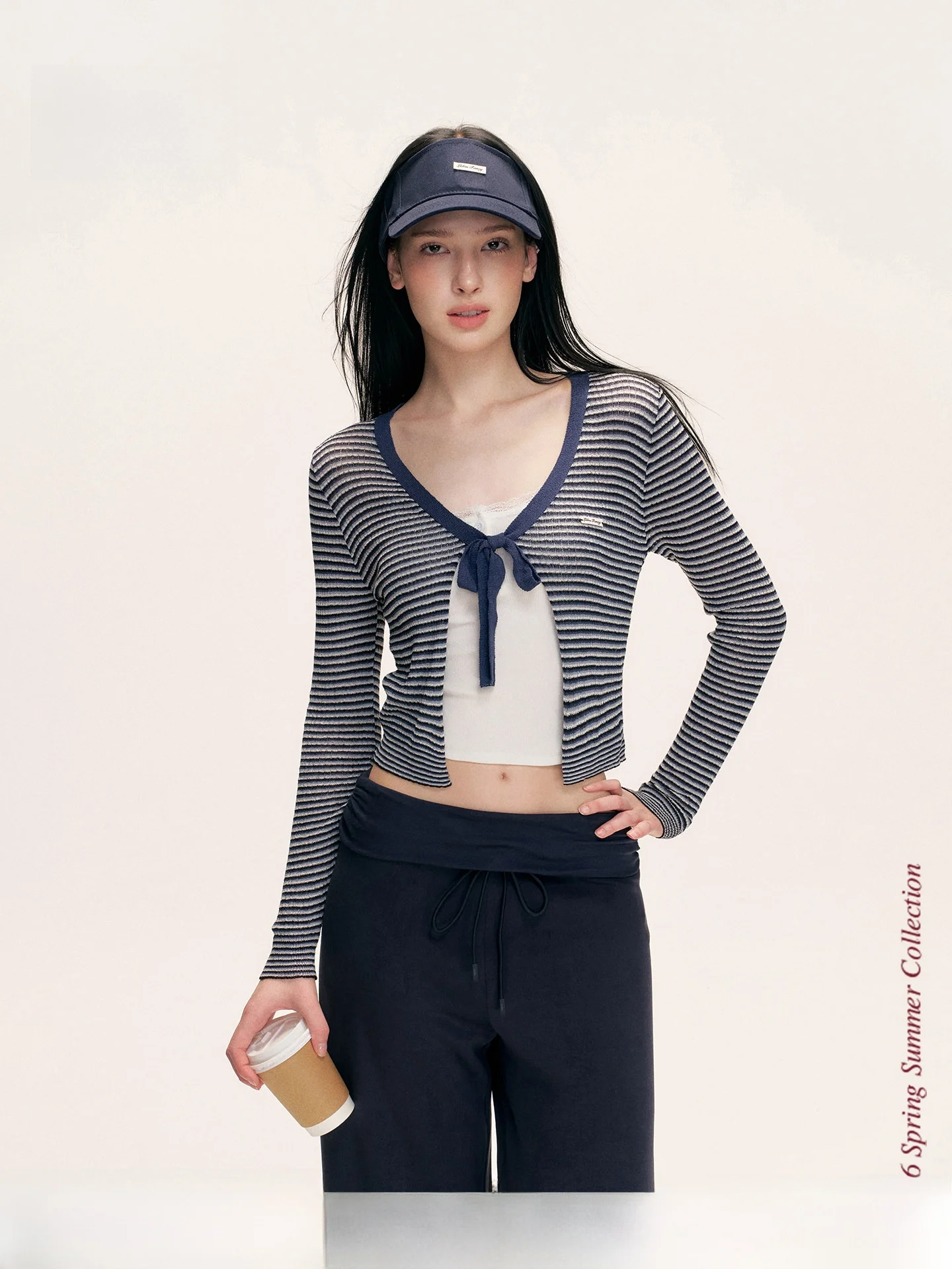 Lii.Liilou Minimalist Commute Texture Pleated V-neck Color Block Stripe Belted Short Knitted Open Cardigan Women's Fashion
Lii.Liilou Minimalist Commute Texture Pleated V-neck Color Block Stripe Belted Short Knitted Open Cardigan Women's Fashion