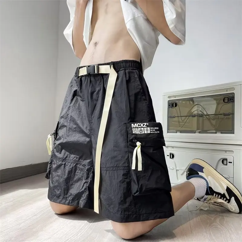 Мужские повседневные рабочие шорты с поясом и карманами на молнии, легкие, свободного кроя, летние, быстросохнущие, длиной до колена, модные, брендовые
Мужские повседневные рабочие шорты с поясом и карманами на молнии, легкие, свободного кроя, летние, быстросохнущие, длиной до колена, модные, брендовые