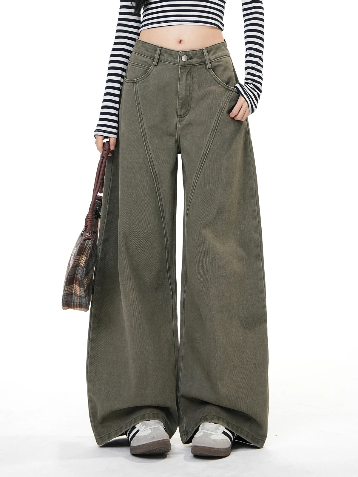 ZHISILAO New Vintage Tapered Jeans Denim Pants Streetwear Autumn Winter 2025 Casual Retro High Waist Jeans
ZHISILAO New Vintage Tapered Jeans Denim Pants Streetwear Autumn Winter 2025 Casual Retro High Waist Jeans