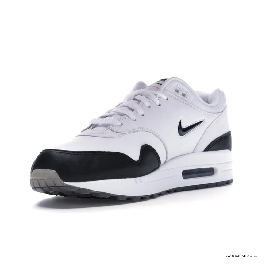 Nike Air Max 1 для женщин и мужчин 87, черно-белые дышащие легкие кроссовки на воздушной подушке с крючком в стиле ретро 918354-100
Nike Air Max 1 для женщин и мужчин 87, черно-белые дышащие легкие кроссовки на воздушной подушке с крючком в стиле ретро 918354-100