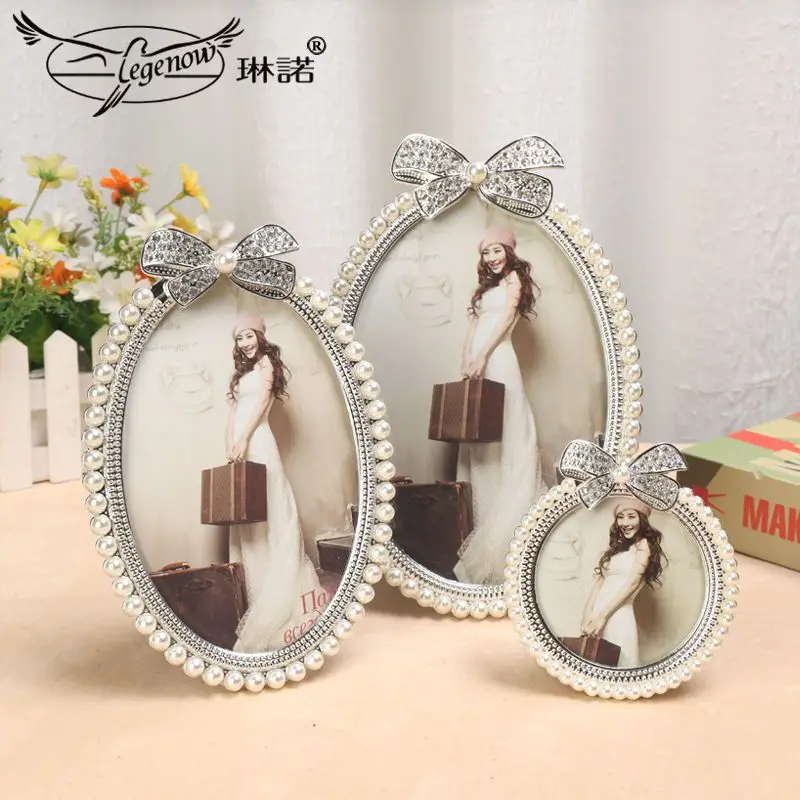 Bow tie high-end fashion table setting photo frame for children's cute 3-inch 6-inch 7-inch wedding dress photo frame
Bow tie high-end fashion table setting photo frame for children's cute 3-inch 6-inch 7-inch wedding dress photo frame