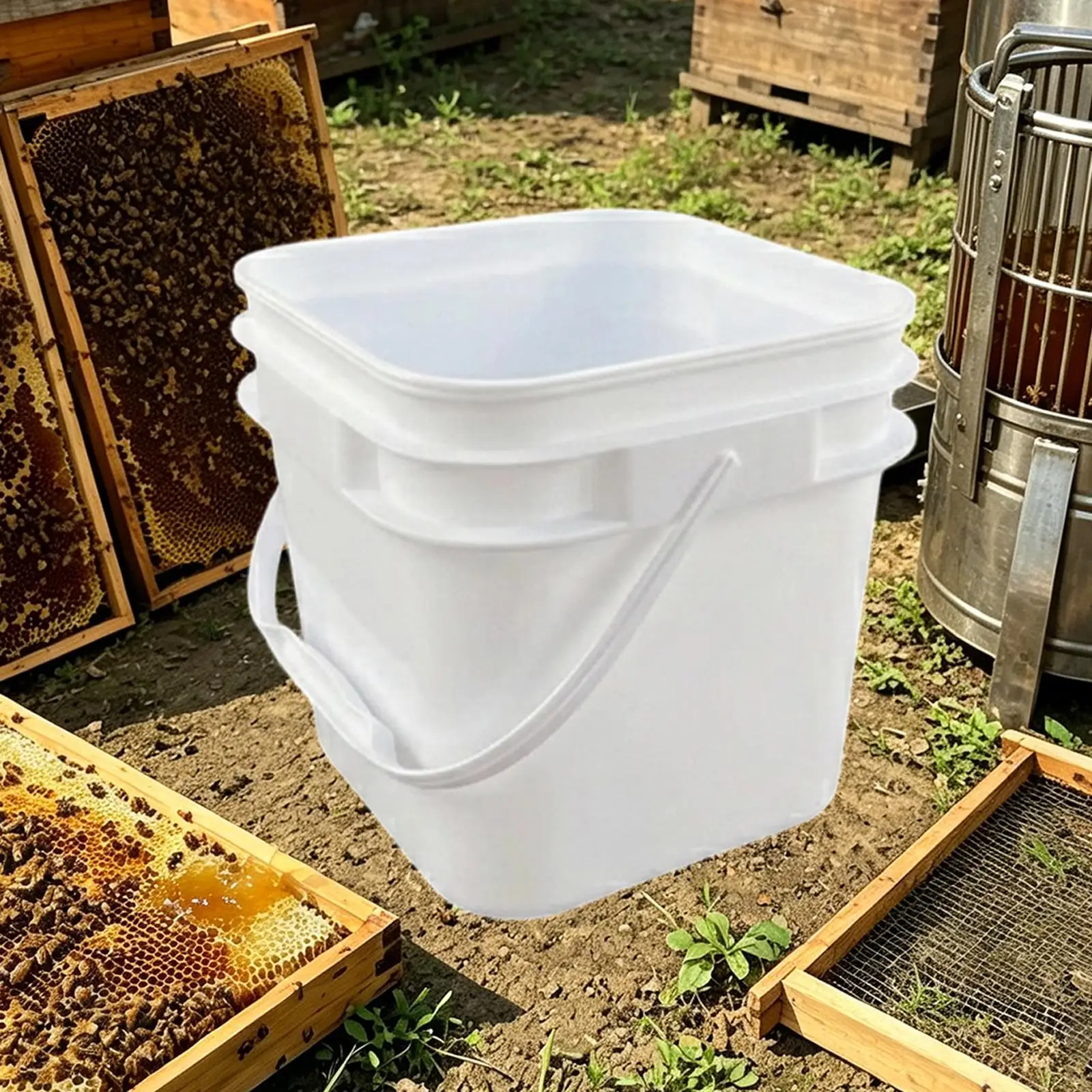 Honey Bucket HDPE Plastic Portable Storage Container with Gate and Lid for Kitchen Honey Extraction
Honey Bucket HDPE Plastic Portable Storage Container with Gate and Lid for Kitchen Honey Extraction