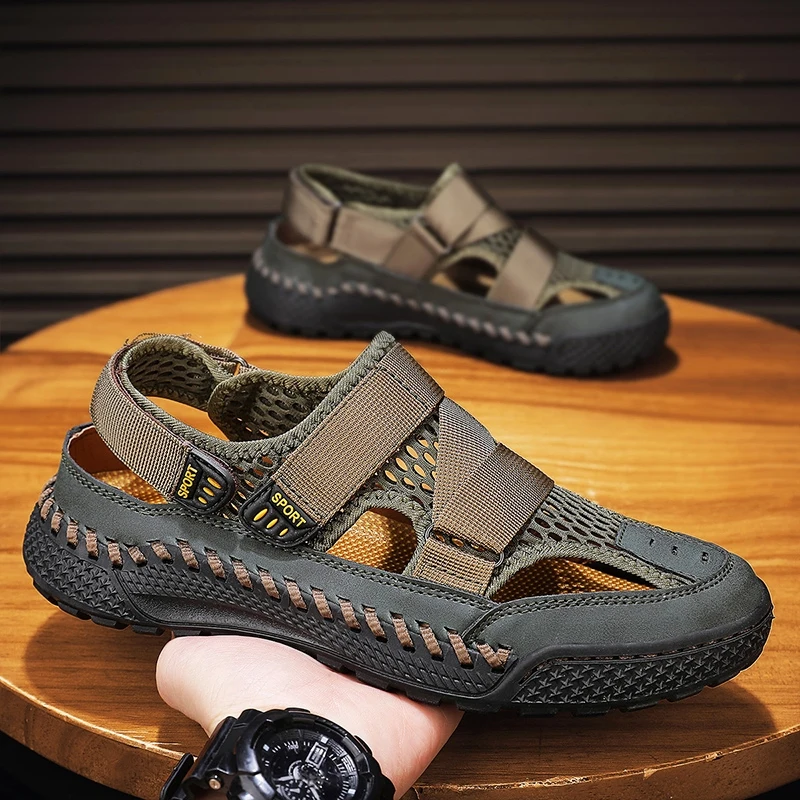 Men's Sandals Summer Outdoor Wear-Resistant Anti-Slip Driving Sports Shoes Water-Proof Beach Head Cover Slippers Thick Bottom
Men's Sandals Summer Outdoor Wear-Resistant Anti-Slip Driving Sports Shoes Water-Proof Beach Head Cover Slippers Thick Bottom