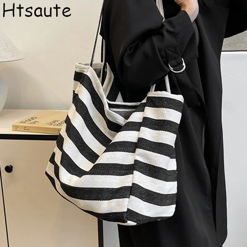 Women Tote Bag Fashion Underarm Pouch Large Capacity Striped Single Shoulder Bag Retro Crossbody Bag Casual Portable Bucket Bags
Women Tote Bag Fashion Underarm Pouch Large Capacity Striped Single Shoulder Bag Retro Crossbody Bag Casual Portable Bucket Bags
