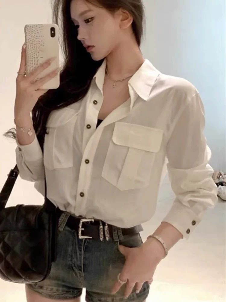 New Korean Y2K Fashion Pocket Lapel Shirts Long Sleeve White Button Up Shirt Women Elegant Loose Daily Blouse Office Lady Casual
New Korean Y2K Fashion Pocket Lapel Shirts Long Sleeve White Button Up Shirt Women Elegant Loose Daily Blouse Office Lady Casual