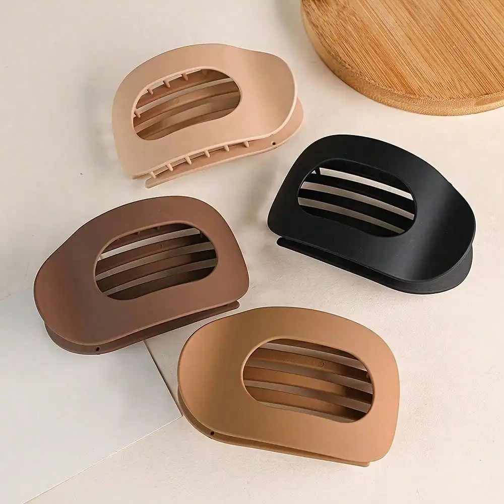 4PCS Non-Slip Hair Claw Clips - Flat Retro Arc Design For Women, Minimalist Hair Accessories Perfect For School & Everyday Styling - Back To School Must-Have
4PCS Non-Slip Hair Claw Clips - Flat Retro Arc Design For Women, Minimalist Hair Accessories Perfect For School & Everyday Styling - Back To School Must-Have