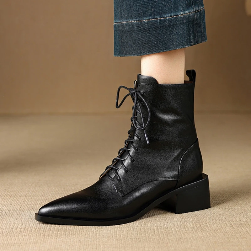 NEW Autumn/Winter Women Boots Genuine Leather Shoes for Women Pointed Toe Chunky Heel Shoes Zip Lace-up Modern Boots Daily Shoes
NEW Autumn/Winter Women Boots Genuine Leather Shoes for Women Pointed Toe Chunky Heel Shoes Zip Lace-up Modern Boots Daily Shoes