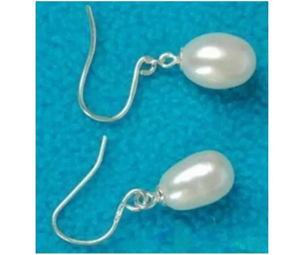 beautiful 8-10mm White Saltwater Pearl Dangle Earring
beautiful 8-10mm White Saltwater Pearl Dangle Earring