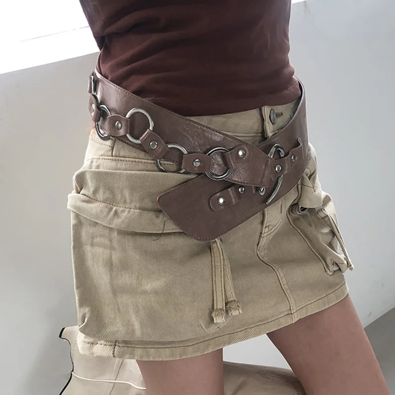 European And American Personality Punk Metal Buckle Belt Waist Ring Splicing Pu Women's Fashion Lock Jeans Decorative Belt
European And American Personality Punk Metal Buckle Belt Waist Ring Splicing Pu Women's Fashion Lock Jeans Decorative Belt