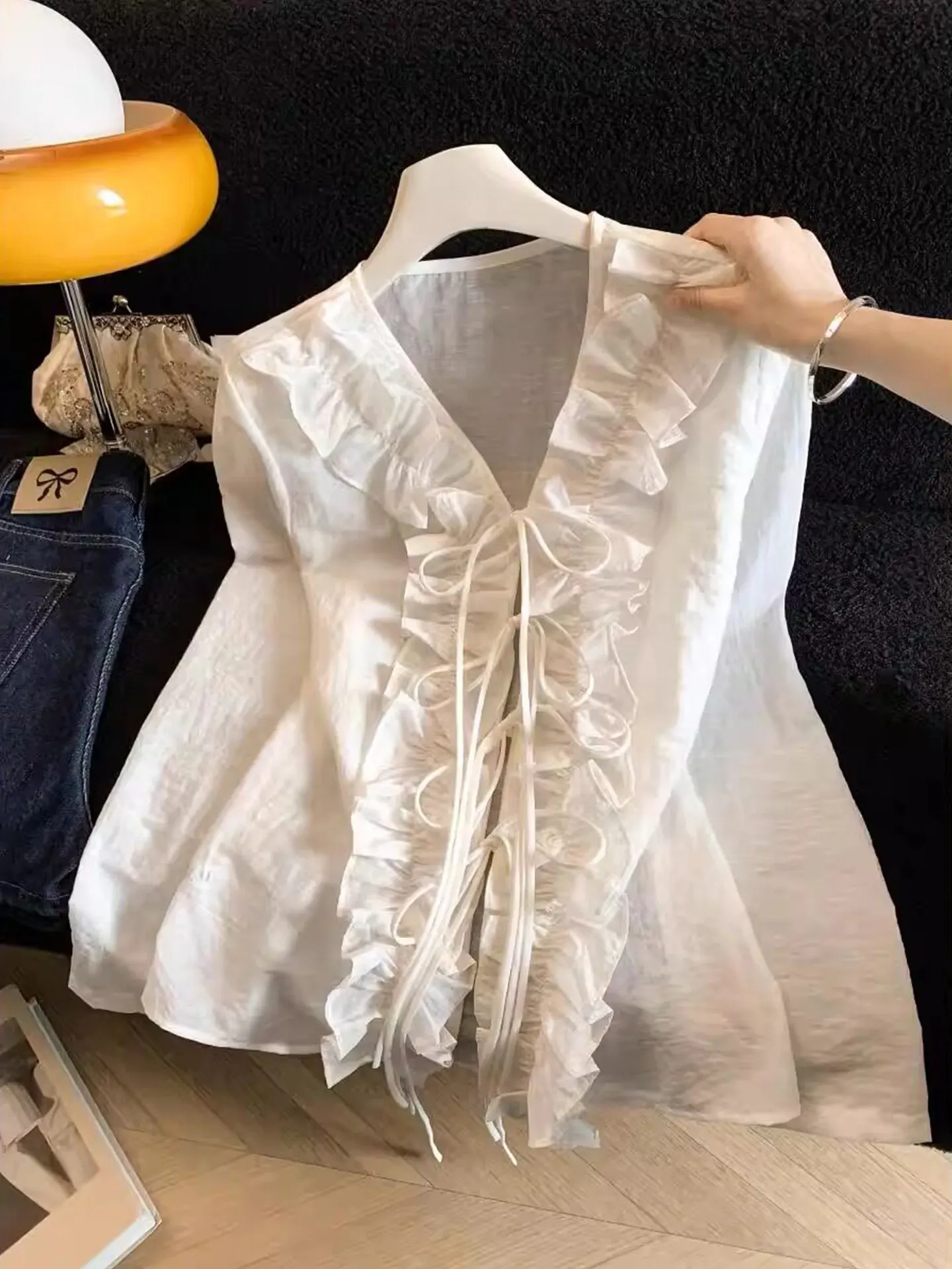 Loose Long Sleeve Women's Shirt V-Neck Knot Lace Trim Spring Fashion Slimming Top Breathable Comfortable Casual Wor...
Loose Long Sleeve Women's Shirt V-Neck Knot Lace Trim Spring Fashion Slimming Top Breathable Comfortable Casual Wor...