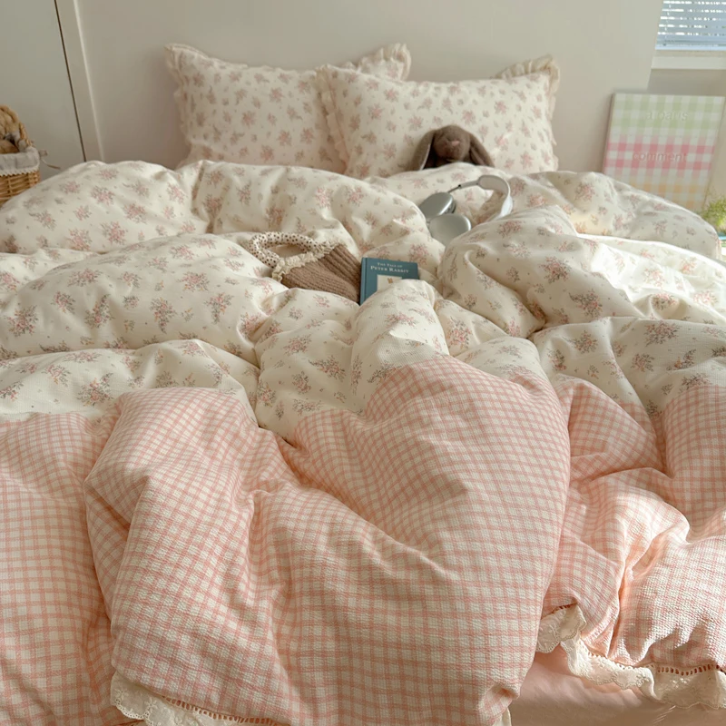 Комплект постельного белья Ins: Простой цветочный кружевной дизайн, 4 предмета, для девочек и женщин. Пододеяльник, простыня и наволочки. Весенний домашний текстиль.
Комплект постельного белья Ins: Простой цветочный кружевной дизайн, 4 предмета, для девочек и женщин. Пододеяльник, простыня и наволочки. Весенний домашний текстиль.