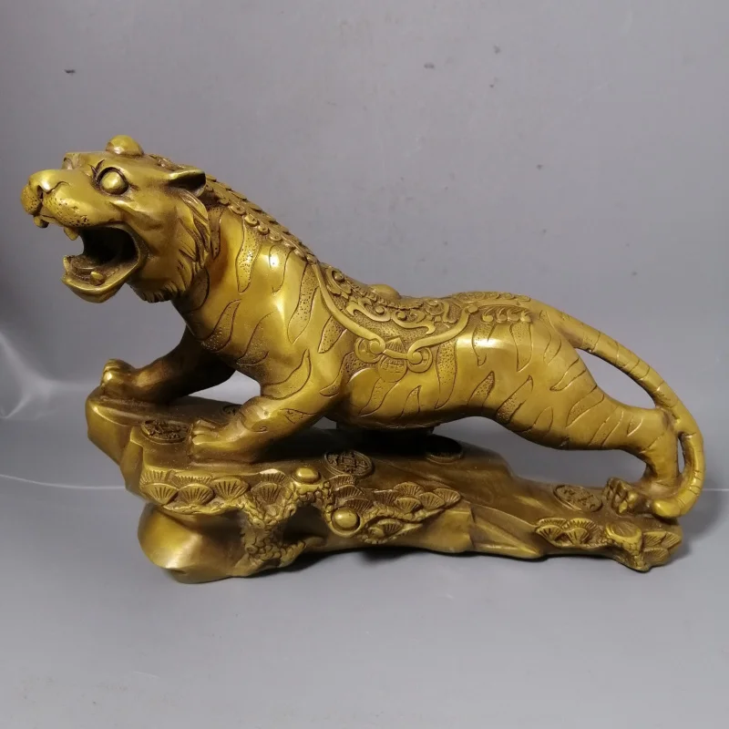 Brass Tiger Climbing the Mountain Ornaments Antique Bronze Collection Home Decorative Creative Gifts & Crafts
Brass Tiger Climbing the Mountain Ornaments Antique Bronze Collection Home Decorative Creative Gifts & Crafts