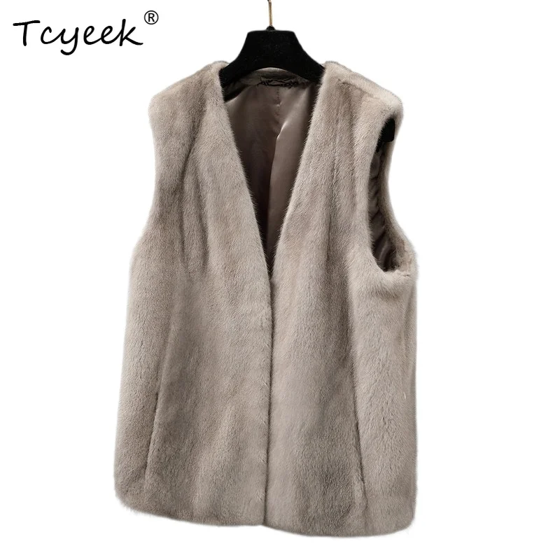 Tcyeek Natural Whole Mink Fur Vest Women Clothing Winter Jacket Woman Warm Female Mink New in Coats Sleeveless Jaqueta Feminina
Tcyeek Natural Whole Mink Fur Vest Women Clothing Winter Jacket Woman Warm Female Mink New in Coats Sleeveless Jaqueta Feminina