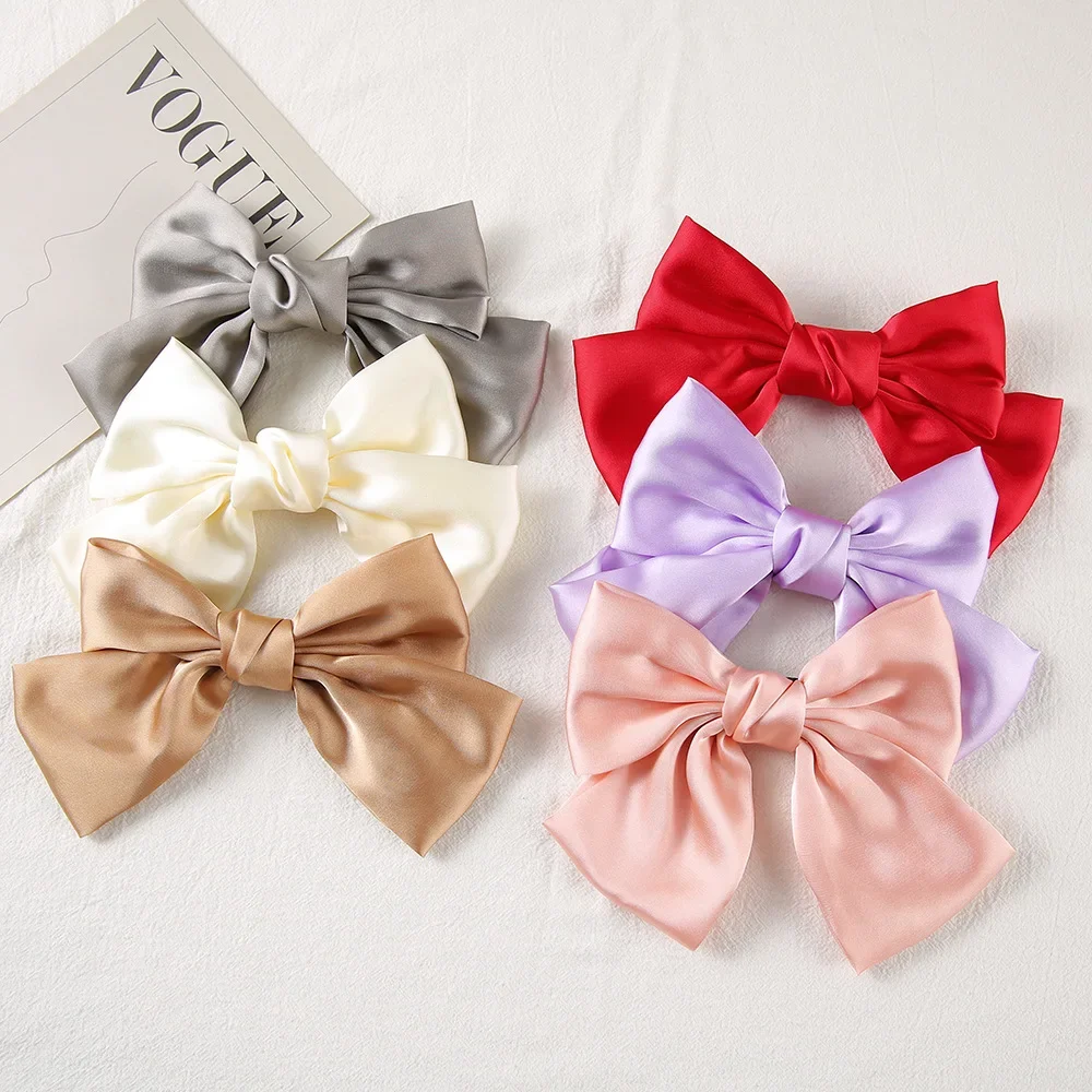 Elegant Red Bow Hair Clip Double Prong Spring Clip Non-Slip Strong Hold for Women Special Occasions Kawaii Accessory
Elegant Red Bow Hair Clip Double Prong Spring Clip Non-Slip Strong Hold for Women Special Occasions Kawaii Accessory