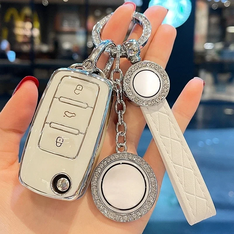 Car Key Cover For VW Volkswagen Polo Tiguan Passat B5 B6 B7 Golf 4 5 6 MK6 Jetta Lavida Skoda Car Keychian Key Case
Car Key Cover For VW Volkswagen Polo Tiguan Passat B5 B6 B7 Golf 4 5 6 MK6 Jetta Lavida Skoda Car Keychian Key Case
