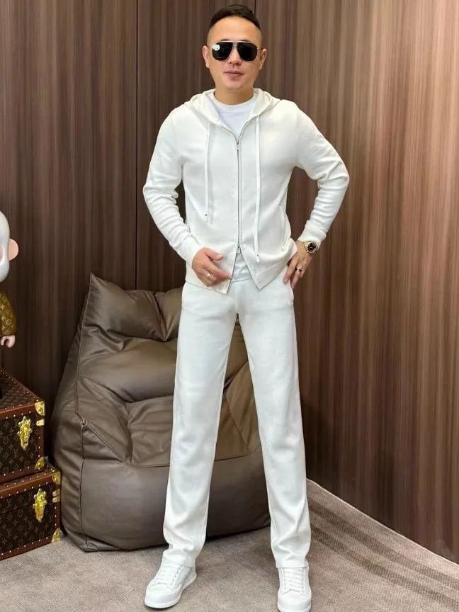 Ele Casual Sportswear Set for Men Spring Autumn Long Sve Hoodie And Pants High Quali Faionable Versatile Cool
Ele Casual Sportswear Set for Men Spring Autumn Long Sve Hoodie And Pants High Quali Faionable Versatile Cool