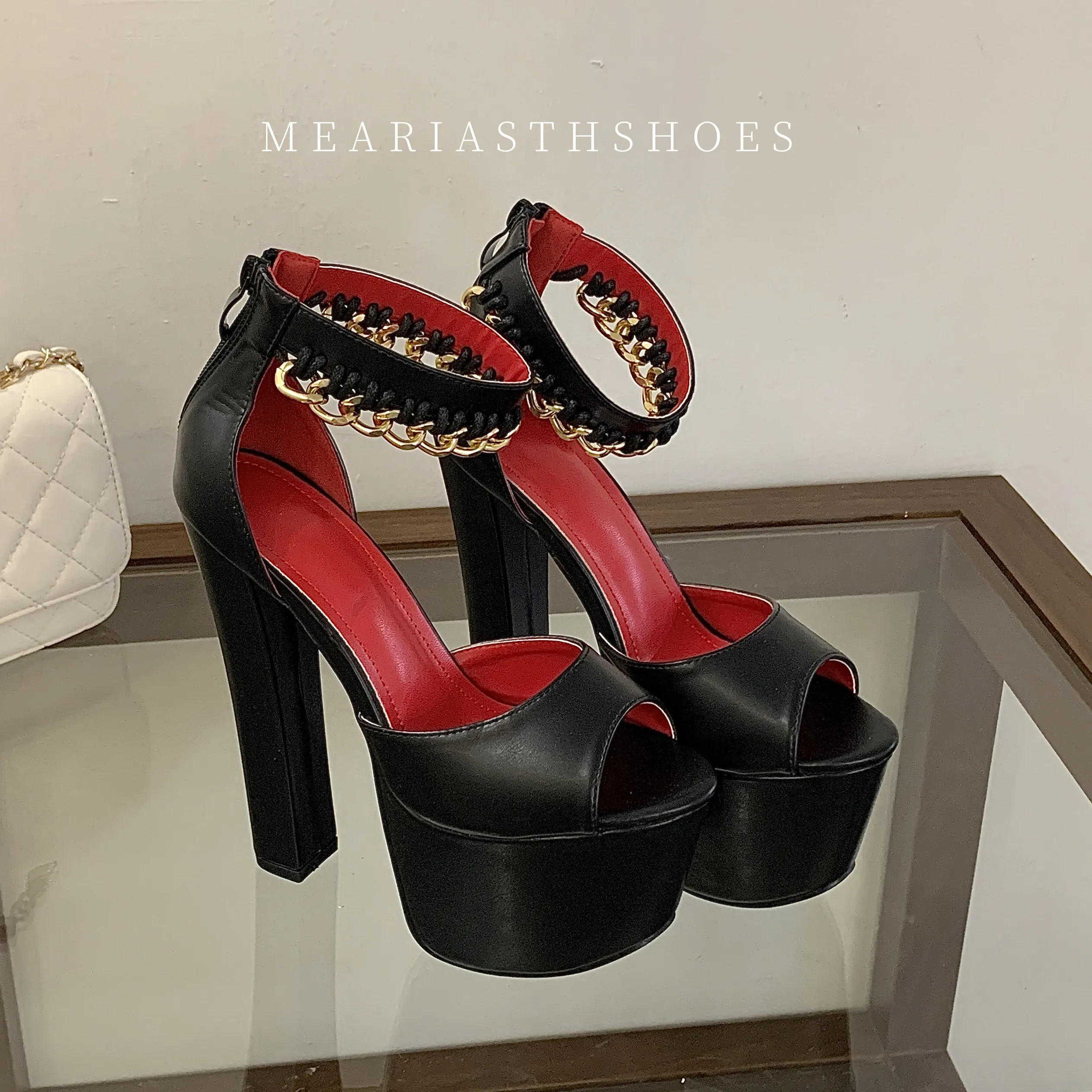 Fashion Chain Designe Chunky Platform Women Sandals Summer Open Toe Square 16cm High Heels Nightclub Party Dress Female Shoes
Fashion Chain Designe Chunky Platform Women Sandals Summer Open Toe Square 16cm High Heels Nightclub Party Dress Female Shoes