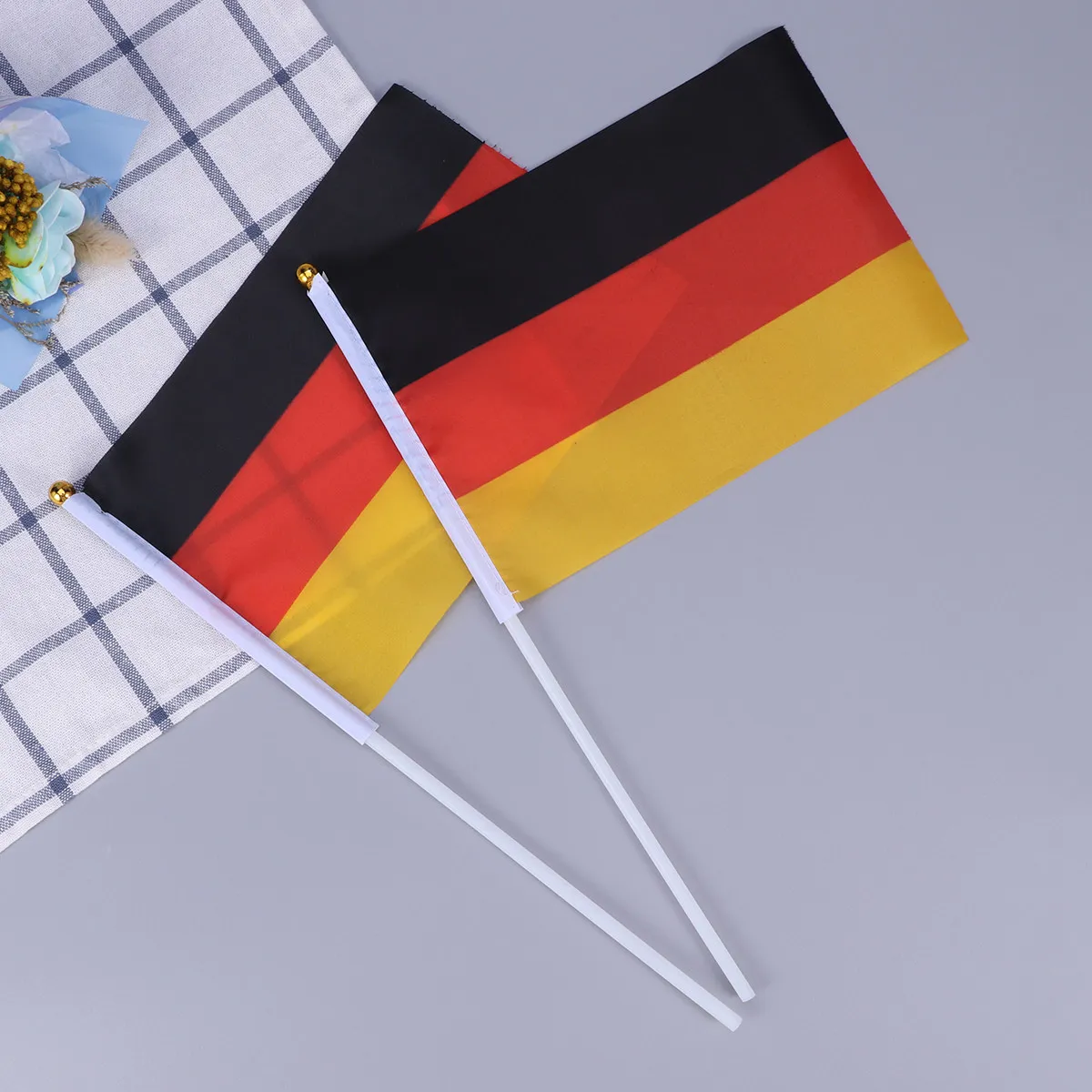 20Pcs Mini Country Flags on Stick Germany Theme Portable Lightweight Handheld Flags for Events Parades Sports Teams Festivals
20Pcs Mini Country Flags on Stick Germany Theme Portable Lightweight Handheld Flags for Events Parades Sports Teams Festivals
