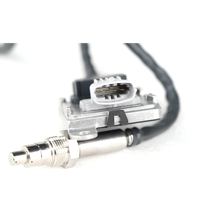 High Quality Aftermarkt 12V Nox Sensor For Euro Truck SCR Parts Nitrogen Oxide Sensor 5WK9 7367 22303390
High Quality Aftermarkt 12V Nox Sensor For Euro Truck SCR Parts Nitrogen Oxide Sensor 5WK9 7367 22303390