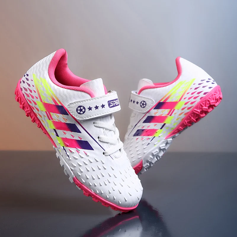 New low top youth high-quality nail breaking football shoes training shoes
New low top youth high-quality nail breaking football shoes training shoes