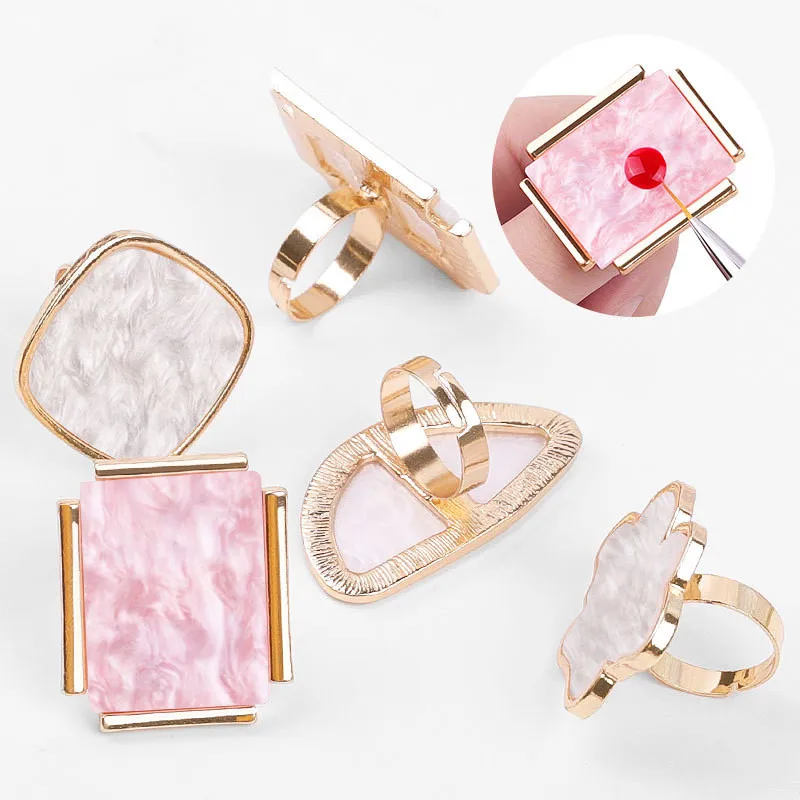Nail Imitation Shell Ring Palette Take Color High Appearance Level Painting Nail Palette Tool
Nail Imitation Shell Ring Palette Take Color High Appearance Level Painting Nail Palette Tool