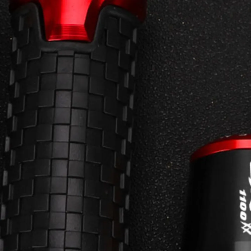 2023 Moto Handlebar Grips For Honda CBR1100XX BLACKBIRD CBR 1100XX BLACK BIRD 1997-2007 Motorcycle Parts Handle Bar Cap End Plug
2023 Moto Handlebar Grips For Honda CBR1100XX BLACKBIRD CBR 1100XX BLACK BIRD 1997-2007 Motorcycle Parts Handle Bar Cap End Plug