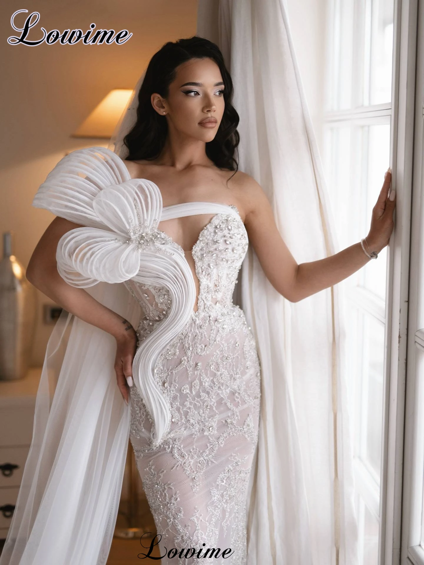 Элегантные белые кружевные вечерние платья Русалка без бретелек Платья для особых случаев Обручальные платья Robes De Soirée по индивидуальному заказу
Элегантные белые кружевные вечерние платья Русалка без бретелек Платья для особых случаев Обручальные платья Robes De Soirée по индивидуальному заказу