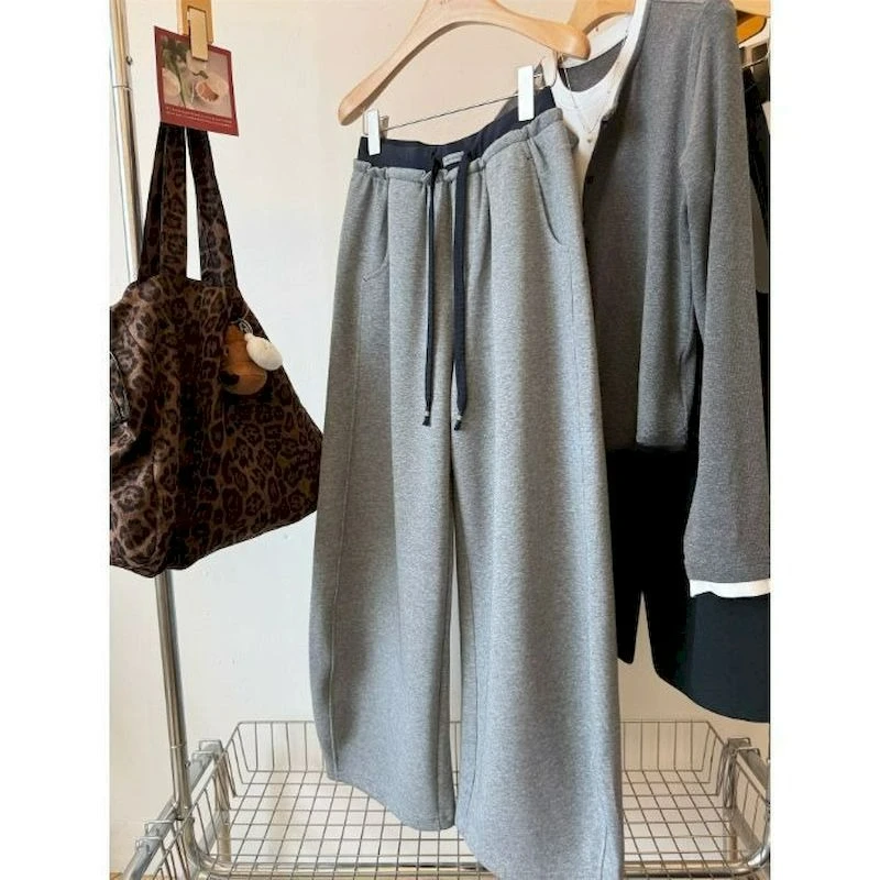 Cargo Pants Women Korean Style Sweatpants Casual Drawstring Elastic Waist Sporty Trousers Streetwear Clothing Harem Pants Women
Cargo Pants Women Korean Style Sweatpants Casual Drawstring Elastic Waist Sporty Trousers Streetwear Clothing Harem Pants Women