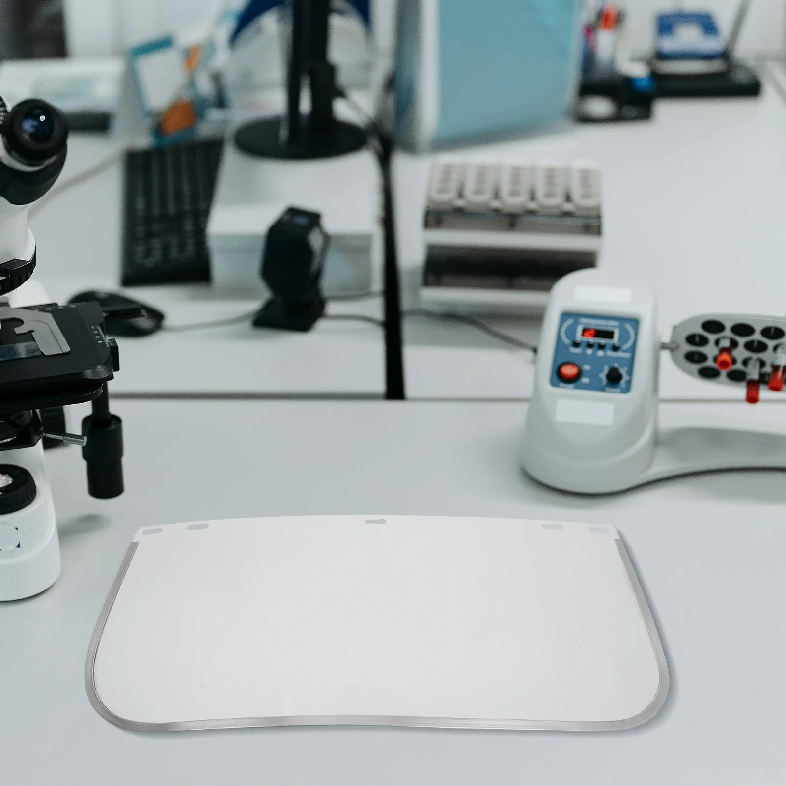 Anti Splash Aluminum Edge Pvc Visor Clear Transparent Safety Cover For Industrial Lab Renovation Protection
Anti Splash Aluminum Edge Pvc Visor Clear Transparent Safety Cover For Industrial Lab Renovation Protection