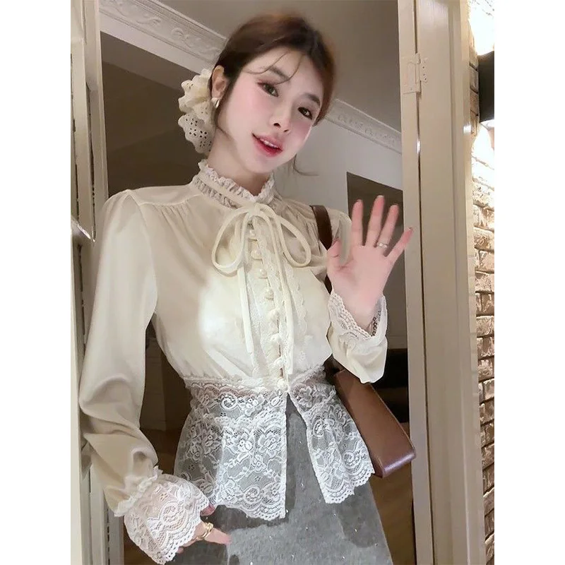 Women Clothes Spring Autumn Fashion Simplicity Lace Patchwork Solid Color Flare Sleeve Women Shirts Trend All-match Appear Thin
Women Clothes Spring Autumn Fashion Simplicity Lace Patchwork Solid Color Flare Sleeve Women Shirts Trend All-match Appear Thin