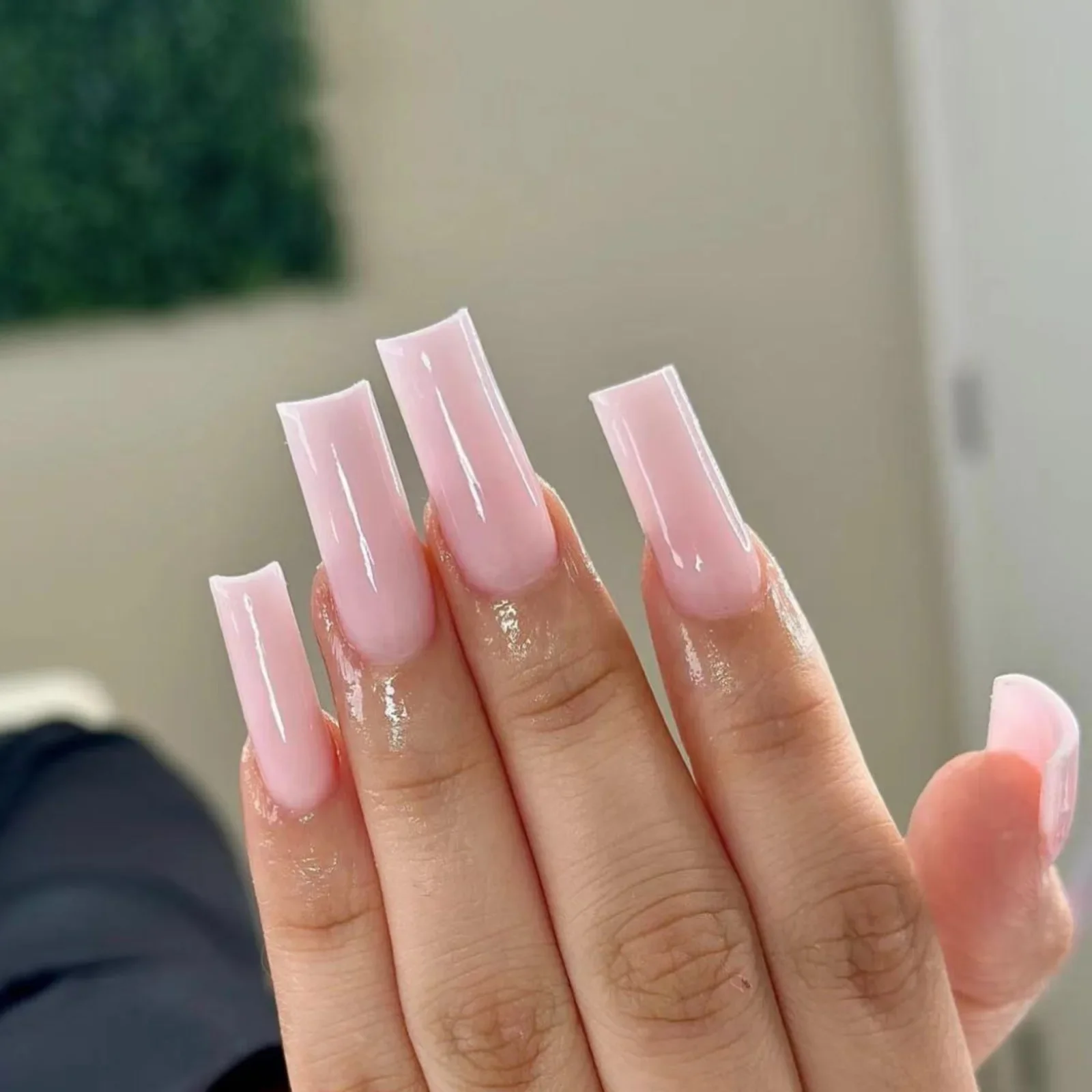 Jelly Pink Press On Nails, Solid Color Long Coffin Fake Nails, Sweet Valentine's Day Style Glossy Acrylic Nails, Reusable Nail Art Patches for Women, Bulk Wholesale
Jelly Pink Press On Nails, Solid Color Long Coffin Fake Nails, Sweet Valentine's Day Style Glossy Acrylic Nails, Reusable Nail Art Patches for Women, Bulk Wholesale