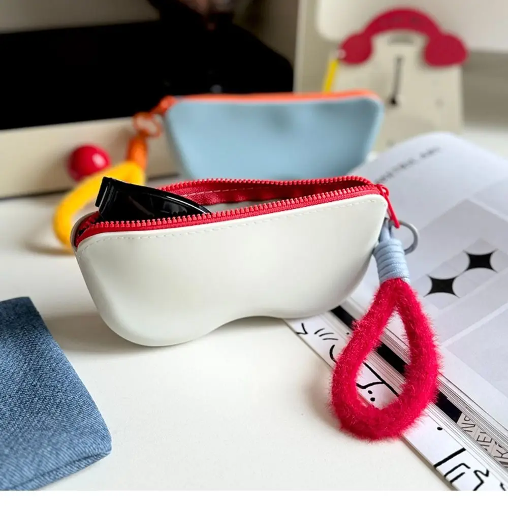Fashion Waterproof Silicone Glasses Bag Portable Dustproof Cosmetic Bag Coin Purse Gifts
Fashion Waterproof Silicone Glasses Bag Portable Dustproof Cosmetic Bag Coin Purse Gifts