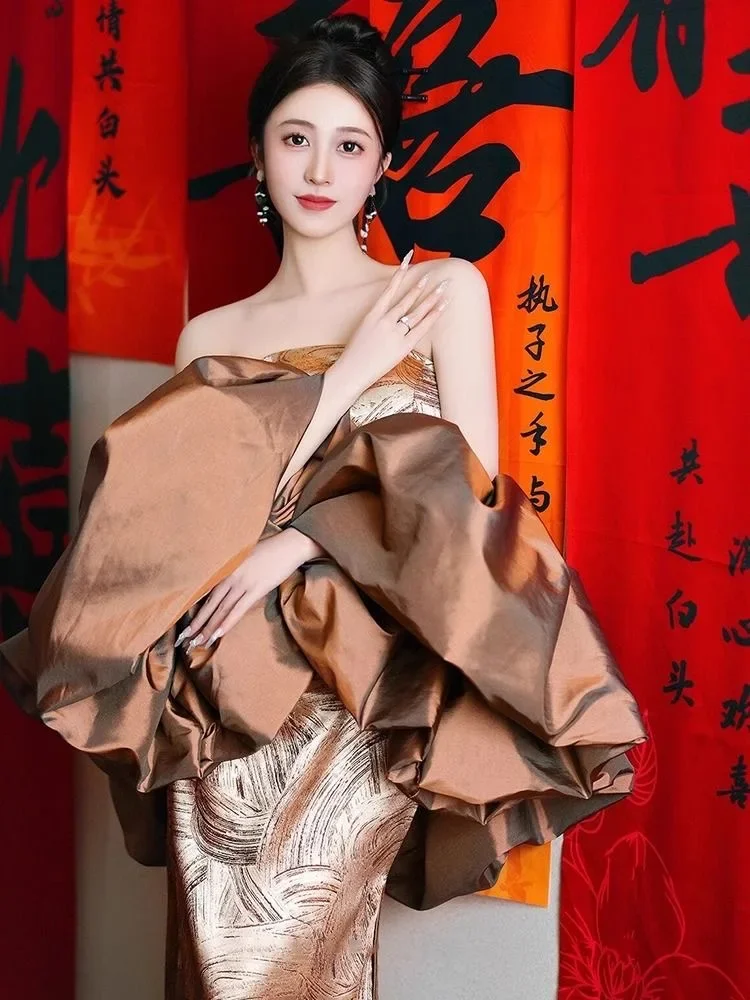 Hot sale No. 8 new Chinese style morning gown female bridal dress high-end luxury niche retro dress female evening dress
Hot sale No. 8 new Chinese style morning gown female bridal dress high-end luxury niche retro dress female evening dress