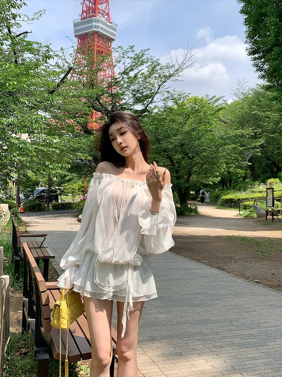 Белая шифоновая блузка Achi с цветочным принтом на одно плечо, женская, средней длины, с длинным рукавом, с бантом, свободного кроя, в стиле Bellflower
Белая шифоновая блузка Achi с цветочным принтом на одно плечо, женская, средней длины, с длинным рукавом, с бантом, свободного кроя, в стиле Bellflower