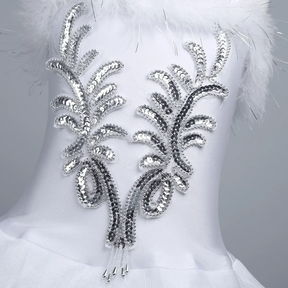 Kids Girls Swan Lake Ballerina Stage Performance Costume Ballet Dance Tutu Leotard with Arm Sleeves Hairpin Princess Dress Sets
Kids Girls Swan Lake Ballerina Stage Performance Costume Ballet Dance Tutu Leotard with Arm Sleeves Hairpin Princess Dress Sets
