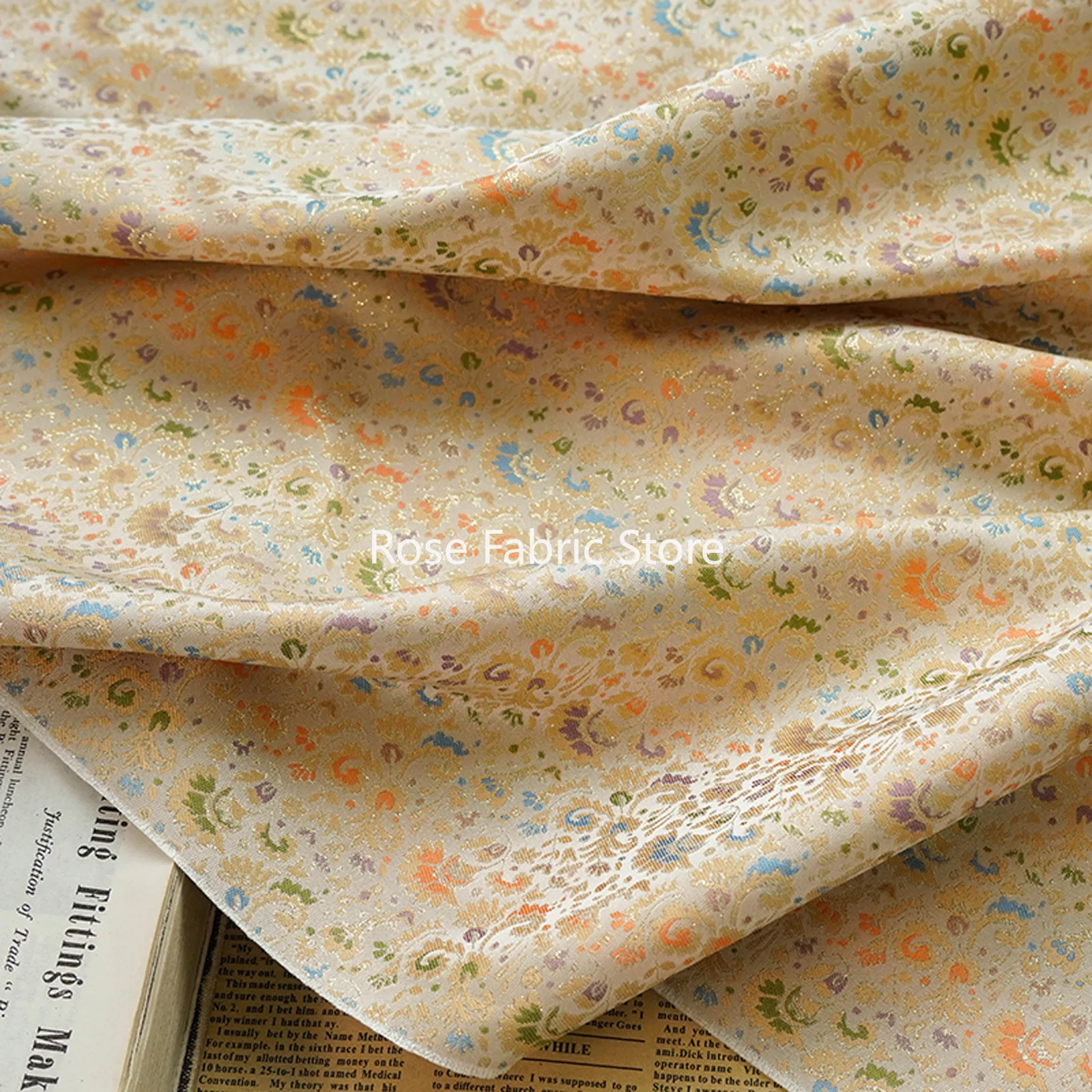 1-метровая ретро контрастного цвета, золотая шелковая жаккардовая ткань, женское платье, юбка, сумка, декоративная швейная ткань
1-метровая ретро контрастного цвета, золотая шелковая жаккардовая ткань, женское платье, юбка, сумка, декоративная швейная ткань