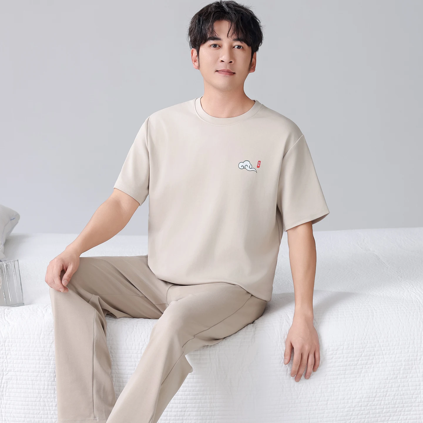 Men Pajamas 100% Cotton Round Collar Sleepwear Mens Summer Home Clothes Big Yards M-4XL Short Sleeve Young Male Homewear Suit
Men Pajamas 100% Cotton Round Collar Sleepwear Mens Summer Home Clothes Big Yards M-4XL Short Sleeve Young Male Homewear Suit