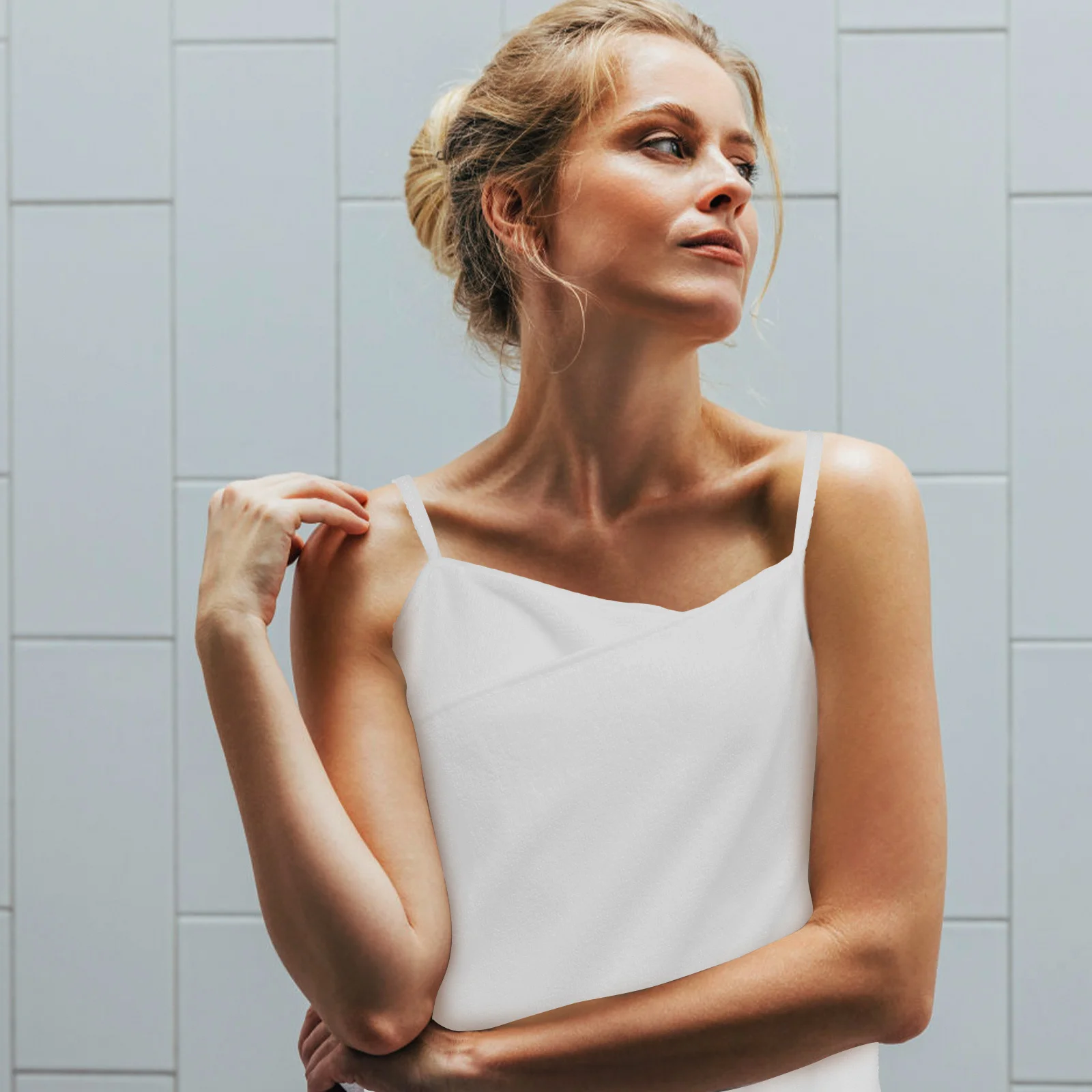 Adult Women Microfiber Wearable Shoulder-Straps Bath Dress Bathrobe Bath Towel Free Size White Soft Comfortable Shower Wrap
Adult Women Microfiber Wearable Shoulder-Straps Bath Dress Bathrobe Bath Towel Free Size White Soft Comfortable Shower Wrap