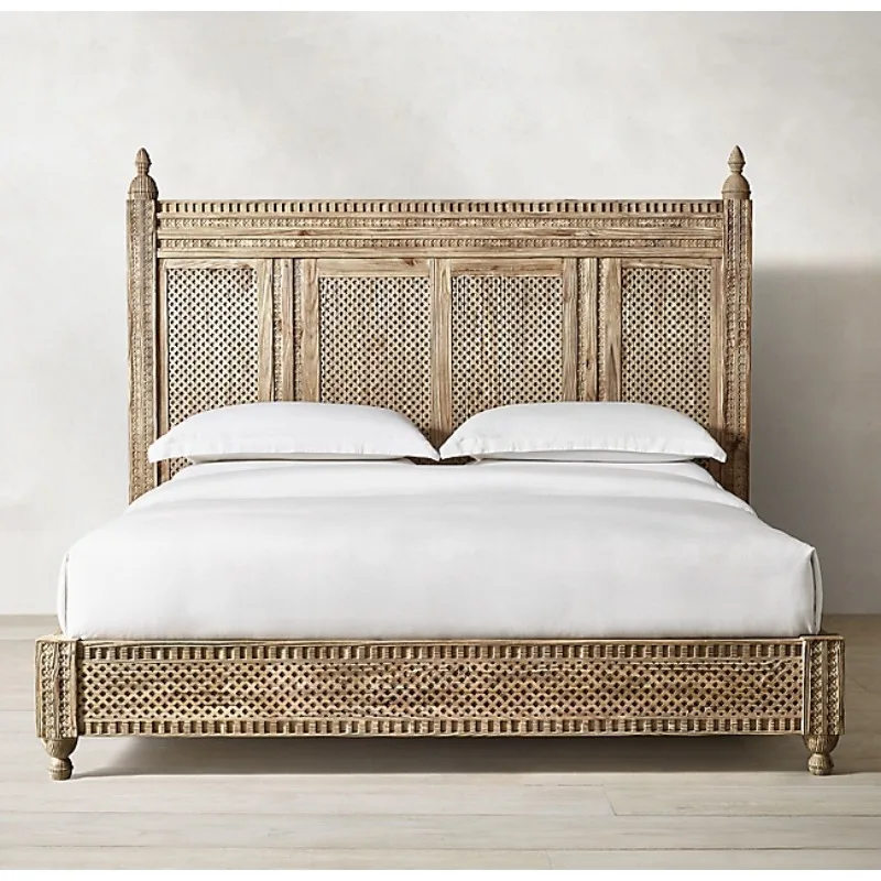 American-style solid wood carved hollowed-out vintage vintage distressed high-back master double bed
American-style solid wood carved hollowed-out vintage vintage distressed high-back master double bed