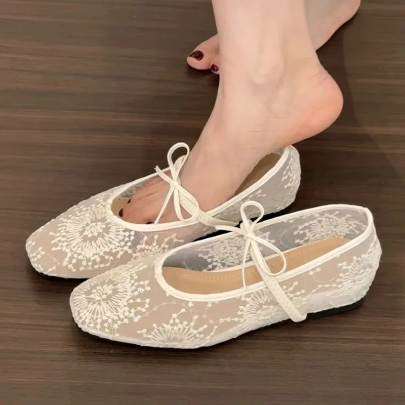 Breathable Women Mary Jane Flats Shoes Fashion Butterfly-knot Shoes Laides Soft Sole Comfort Street Style Shoes
Breathable Women Mary Jane Flats Shoes Fashion Butterfly-knot Shoes Laides Soft Sole Comfort Street Style Shoes