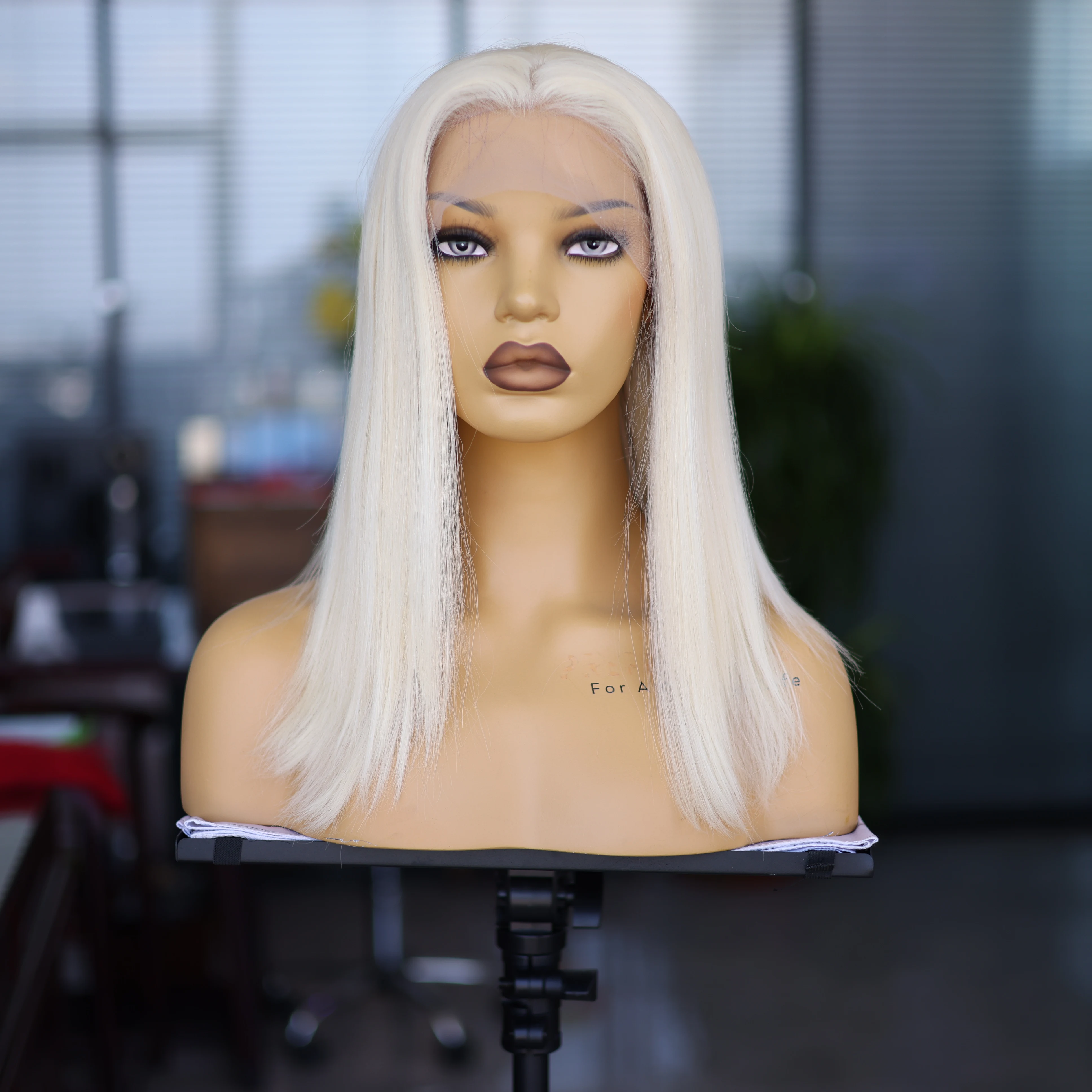 White Brown Front Lace Synthetic Short Wig Net Cap Lightweight Breathable Glue-free Comfortable Party Gift Women's Wig
White Brown Front Lace Synthetic Short Wig Net Cap Lightweight Breathable Glue-free Comfortable Party Gift Women's Wig