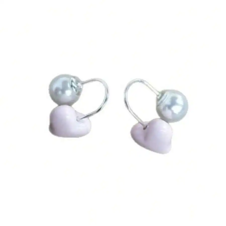 Alloy Heart Pearl Earrings Simple Fashion Stud Earrings For Women
Alloy Heart Pearl Earrings Simple Fashion Stud Earrings For Women