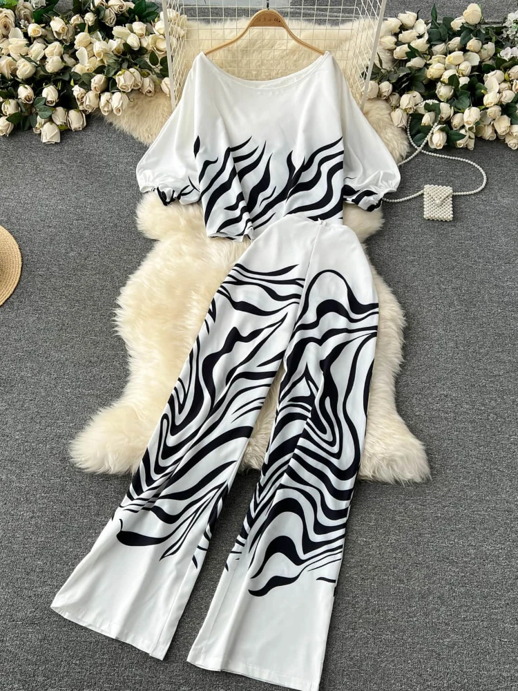 Print Satin Strapless Women Suit Casual Loose Puff Sleeve Top Long Trouser 2 Piece Sets Female Spring Commuting Ladies Outfit
Print Satin Strapless Women Suit Casual Loose Puff Sleeve Top Long Trouser 2 Piece Sets Female Spring Commuting Ladies Outfit