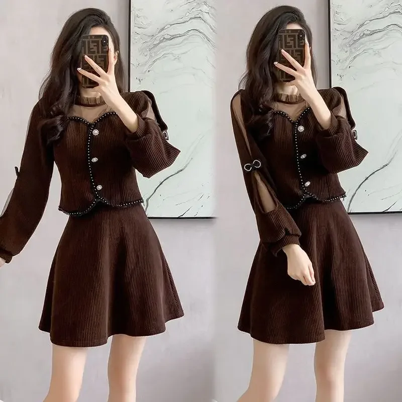 French Elegant New Women Corduroy Two Piece Skirt Sets Patchwork Design Long Sleeve Short Jacket + High Waist A Line Mini Skirt
French Elegant New Women Corduroy Two Piece Skirt Sets Patchwork Design Long Sleeve Short Jacket + High Waist A Line Mini Skirt