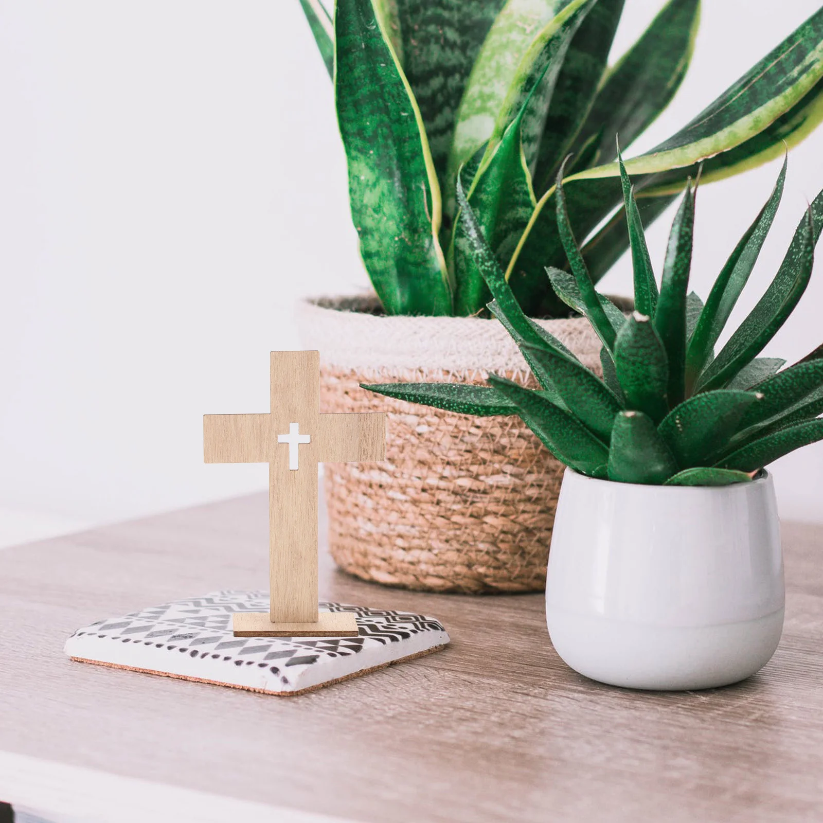 30Pcs Paintable Wooden Cross Cutouts DIY Supplies Unfinished Natural Wood Pieces for Crafts Cross Wood Chips
30Pcs Paintable Wooden Cross Cutouts DIY Supplies Unfinished Natural Wood Pieces for Crafts Cross Wood Chips